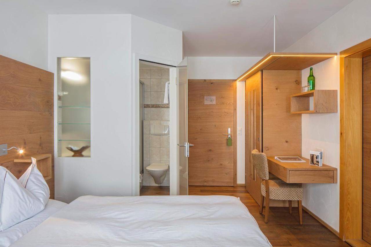 Hotel Edelweiss Blatten Loetschental מראה חיצוני תמונה
