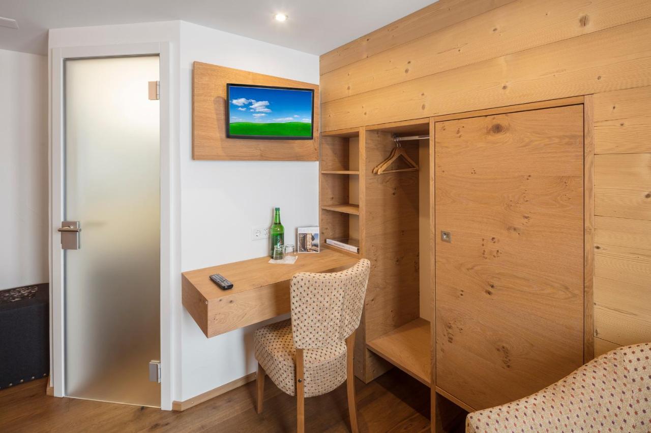 Hotel Edelweiss Blatten Loetschental מראה חיצוני תמונה
