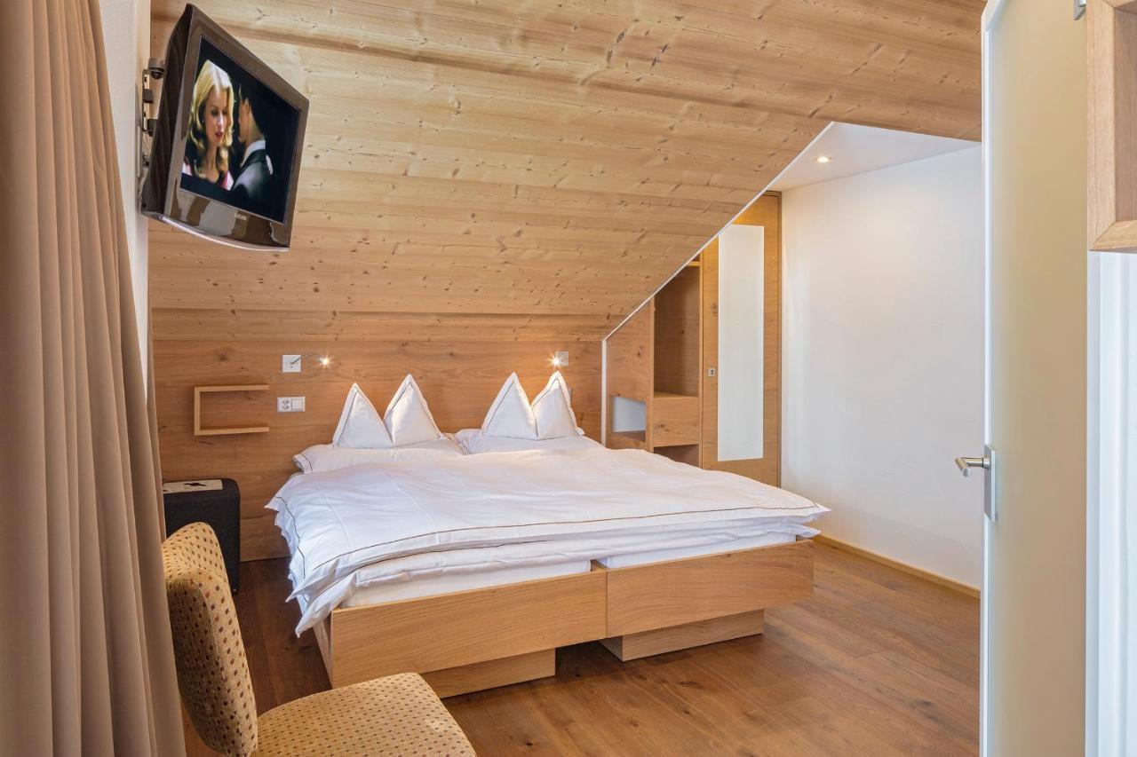 Hotel Edelweiss Blatten Loetschental מראה חיצוני תמונה